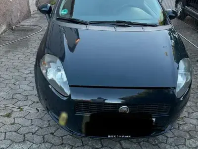 Gebraucht Fiat Punto 85 PS (62 kW) 2009 Blau Kleinwagen