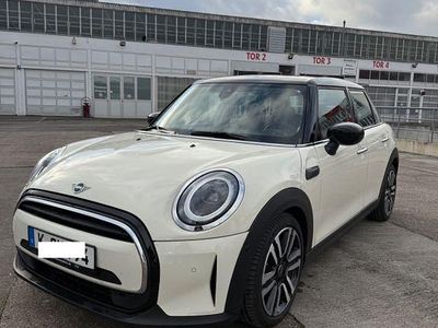Gebraucht Mini Cooper Classic 136 PS (100 kW) 2022 Weiß Kleinwagen