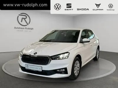 Neu Skoda Fabia Essence 80 PS (58 kW) 2026 Candyweiss Kleinwagen