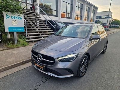 Mercedes B220
