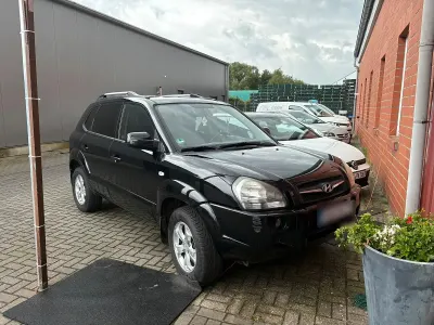 Gebraucht Hyundai Tucson 141 PS (103 kW) 2009 Schwarz SUV