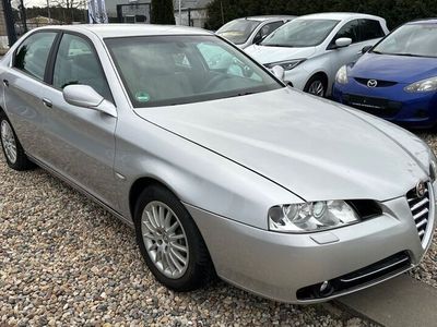 Alfa Romeo 166