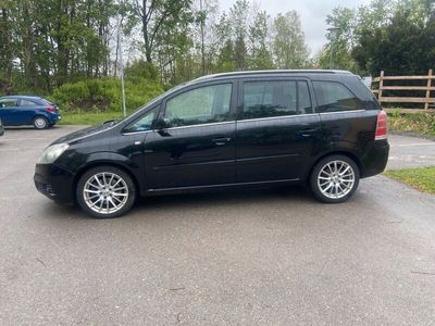 gebraucht Opel Zafira 7 Sitze 1,9 cdti neu Modell