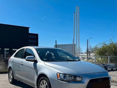 Occasion Mitsubishi Lancer Sportback 117 ch (86 kW) 2011 Argent Berline