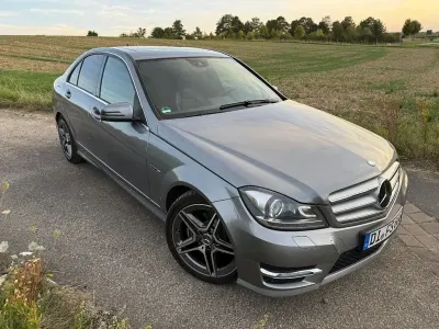 Gebraucht Mercedes C250 Avantgarde 204 PS (150 kW) 2012 Grau Limousine