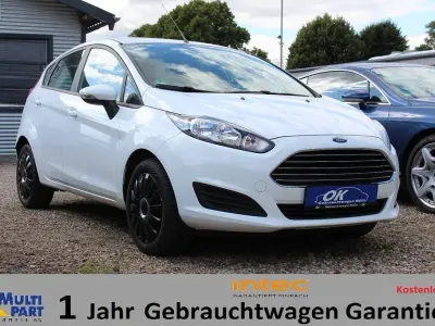 Gebraucht Ford Fiesta S 60 PS (44 kW) 2015 Weiß Kleinwagen