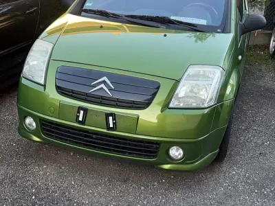 Gebraucht Citroën C2 60 PS (44 kW) 2005 Grün Kleinwagen