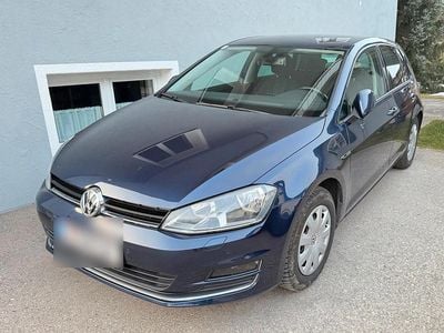 Gebraucht VW Golf VII LOUNGE 110 PS (80 kW) 2015 Blau Limousine