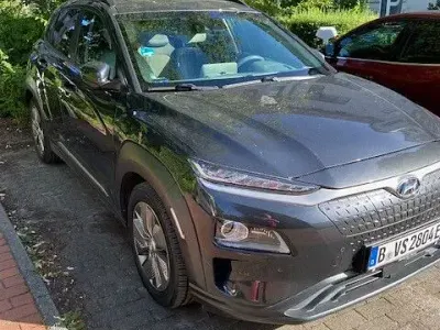 Gebraucht Hyundai Kona Trend 150 kW (204 PS) 2020 Grau SUV