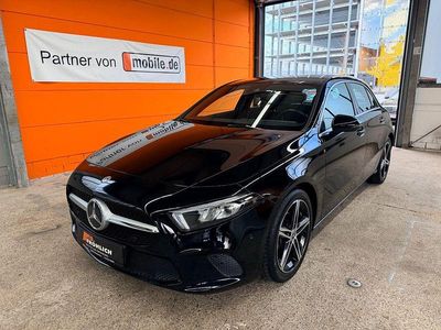 Gebraucht Mercedes A180 136 PS (100 kW) 2019 Schwarz Limousine