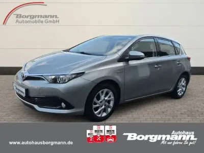 Gebraucht Toyota Auris Hybrid Edition-S 136 PS (100 kW) 2017 Silber Limousine