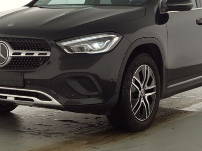 gebraucht Mercedes GLA180 Progressive, AHK, Rückfahrkamera