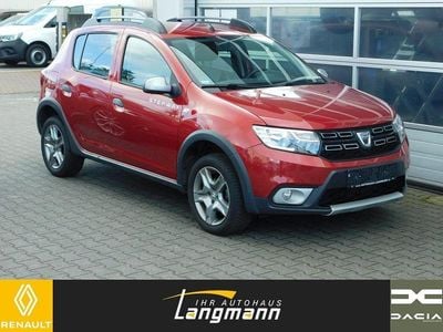 Gebraucht Dacia Sandero Prestige 90 PS (66 kW) 2020 Rot Limousine