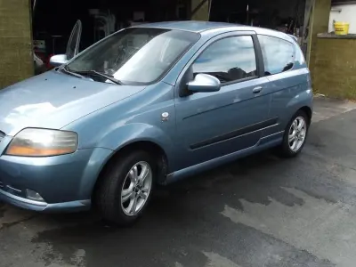 Gebraucht Chevrolet Kalos 94 PS (69 kW) 2008 Blau Kleinwagen