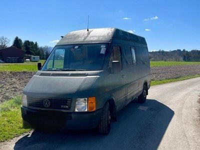 VW LT
