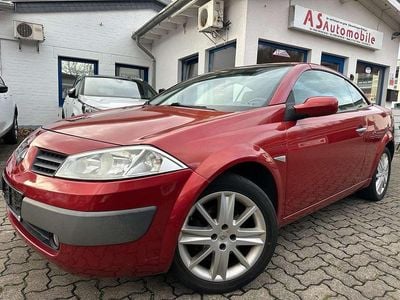 Feuerrot Gebraucht 2005 Renault Mégane Cabriolet Dynamique Cabrio | 1.699 € (Fairer Preis)