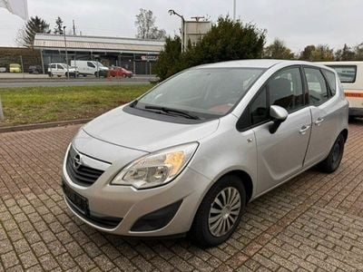 Gebraucht Opel Meriva Edition 120 PS (88 kW) 2010 Silber Van / Kleinbus