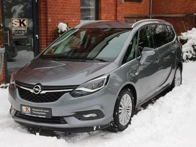 Grau Gebraucht 2019 Opel Zafira Innovation Van / Kleinbus | 16.400 € (Superpreis)