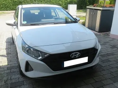Gebraucht Hyundai i20 Pure 84 PS (61 kW) 2022 Weiß Kleinwagen