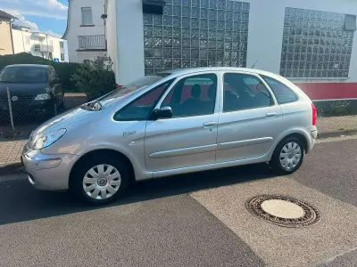 Gebraucht Citroën Xsara Picasso Exclusive 136 PS (100 kW) 2005 Silber Van / Kleinbus