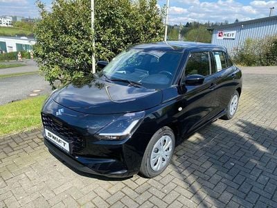Nouă Suzuki Swift Club 83 CP (61 kW) 2026 Negru Hatchback
