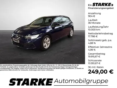 Occasion VW Golf VIII Life 131 PK (96 kW) 2022 Blauw Sedan