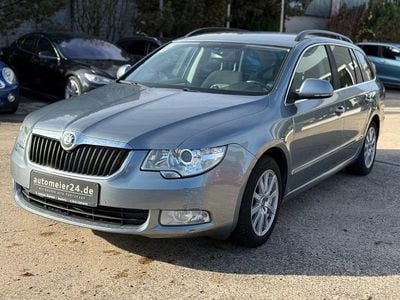 Grau Gebraucht 2011 Skoda Superb Ambition Kombi | 5.490 € (Guter Preis)
