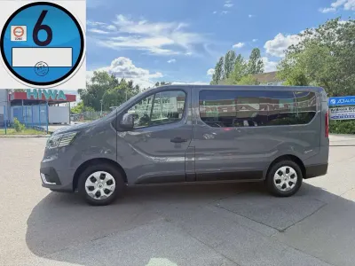 Gebraucht Renault Trafic Life 150 PS (110 kW) 2022 Städtisches grau Van / Kleinbus