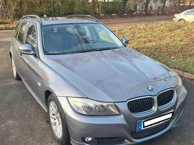 Second-hand BMW 318 143 CP (105 kW) 2009 Gri Break