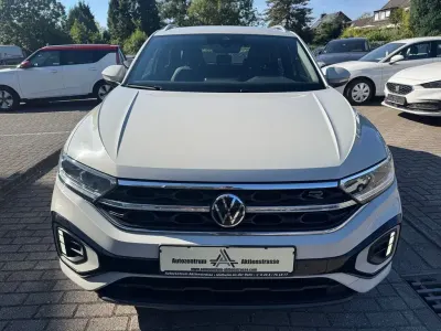 Gebraucht VW T-Roc R-line 110 PS (80 kW) 2024 Grau SUV