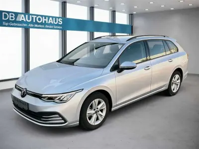 Brugt VW Golf VIII Life 110 HK (80 kW) 2024 Sølv Stationcar