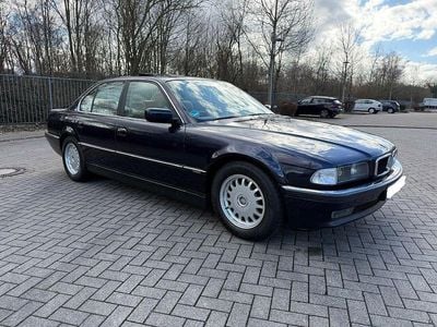 Gebraucht BMW 735 235 PS (172 kW) 1998 Blau Limousine
