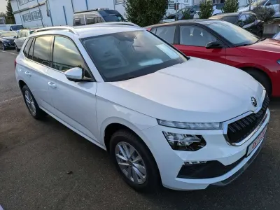Neu Skoda Kamiq Selection 116 PS (85 kW) 2026 Moonweiss metallic SUV