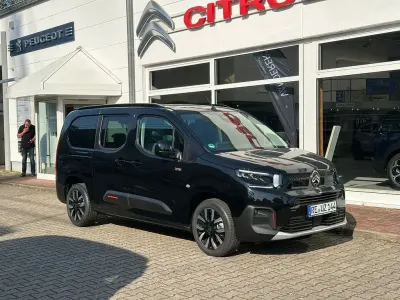 Gebraucht Citroën Berlingo 131 PS (96 kW) 2026 Perlaneraschwarz met. Van / Kleinbus