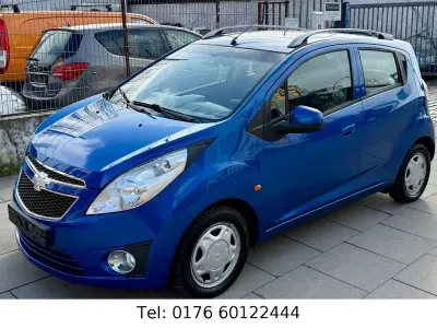 Second-hand Chevrolet Spark LS 82 CP (60 kW) 2010 Albastru Hatchback
