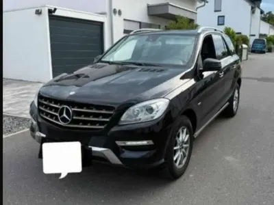 Gebraucht Mercedes ML350 Sport 258 PS (189 kW) 2012 Schwarz SUV