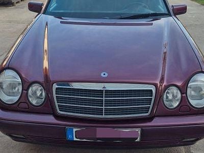 Usata Mercedes 200 95 CV (69 kW) 1998 Rosso Berlina