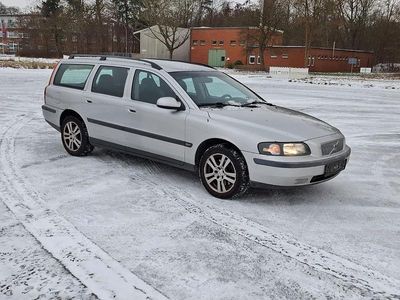 Gebraucht Volvo V70 163 PS (119 kW) 2002 Silber Kombi