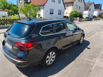 Gebraucht Opel Astra Eco 136 PS (100 kW) 2015 Schwarz Kombi