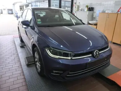 Gebraucht VW Polo Style 95 PS (69 kW) 2022 Blau Kleinwagen