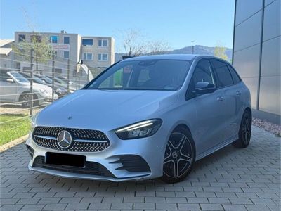 Mercedes B200
