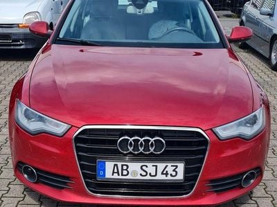 Gebraucht Audi A6 Ambiente 177 PS (130 kW) 2013 Rot Kombi