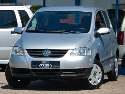 Gebraucht VW Fox Basis 54 PS (39 kW) 2007 Silber Kleinwagen
