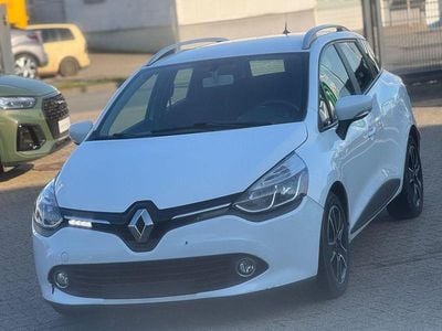 Weiß Gebraucht 2013 Renault Clio GrandTour Expression Kombi | 3.200 € (Teuer)