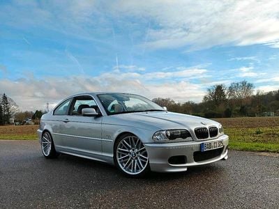 Gebraucht BMW 325 M Sport 192 PS (141 kW) 2001 Silber Coupé