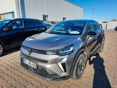 Grau Gebraucht 2025 Renault Captur Techno SUV | 28.990 € (Fairer Preis)