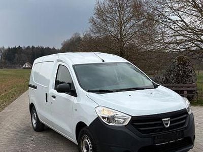 Usata Dacia Dokker Essentiel 102 CV (75 kW) 2017 Bianco Monovolume