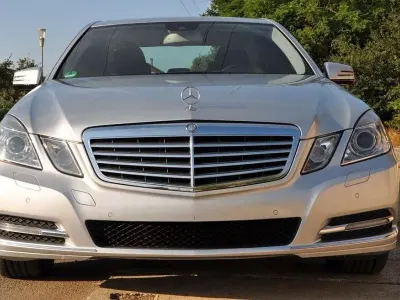 Gebraucht Mercedes E250 Elegance 204 PS (150 kW) 2010 Silber Limousine