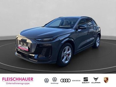 Grau Gebraucht 2025 Audi Q6 e-tron Edition .1 SUV | 69.890 € (Etwas zu teuer)