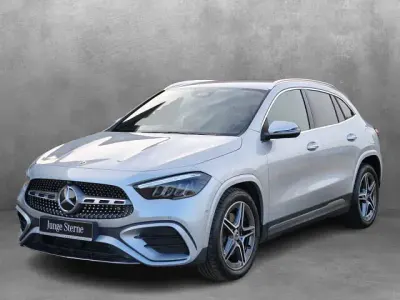 Używany Mercedes GLA180 AMG line 136 KM (100 kW) 2025 Srebrny SUV